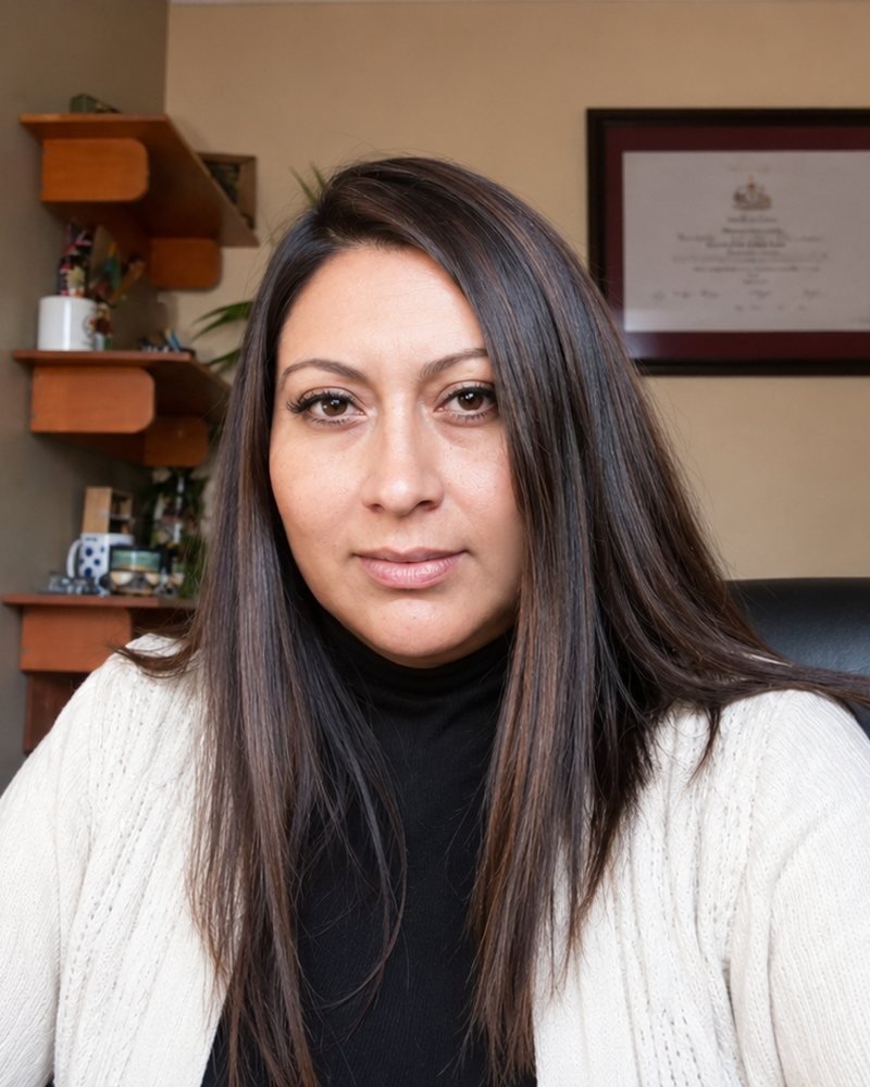 Retrato de Jenny Susana Flores Ferrada, abogada